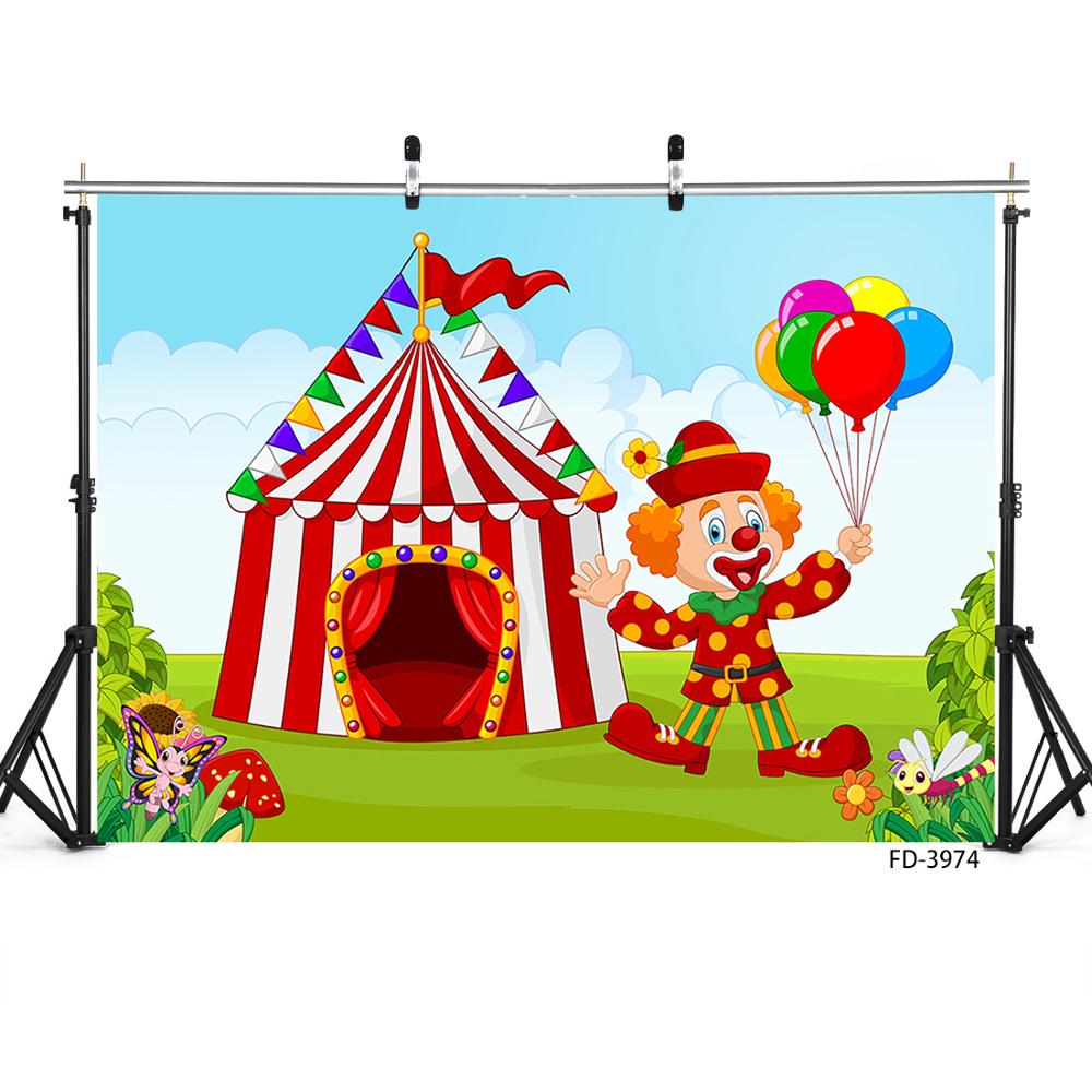 Cartoon Clown Circus Kinderen Nemen Foto 'S Van Pasgeboren Baby 'S In De Achtergrond Foto Studio In De Achtergrond