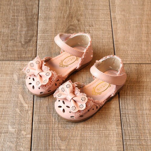 DREAM PAIRS Meisjes Mary Jane Jurk Schoenen Pumps Lage Hakken Bloem Party Bruiloft Prinses, Goud-glitter, 13 Little Kid DREAM PAIRS Meisjes Mary Jane Jurk Schoenen Pumps Lage Hakken Bloem Party Bruiloft Prinses, Goud-glitter, 13 Little Kid