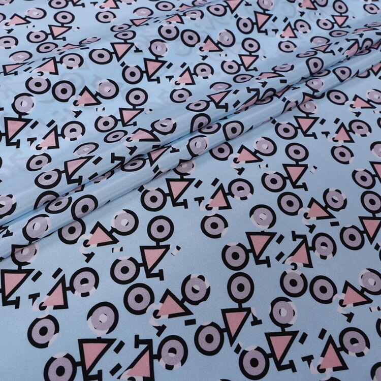 100% mulberry silk crepe de chine fabric cloth per meter 16mm 114 cm wide cartoon printed clothing dress fabric express