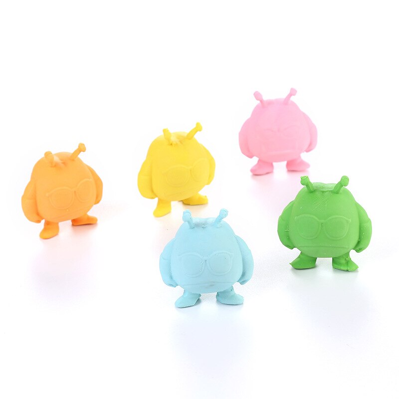 Dog Chew Toy Sound Robot Latex Nibble Toy Little Man Shape Bite-resistant Molar Pet Supplies Teeth Clean Puppy Toy Pet Supplies