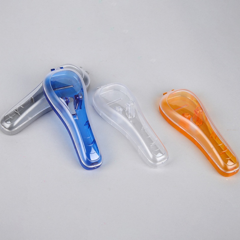 1-delige lege handmatige scheermes reisetui scheerapparaat houder doos draagbare plastic handmatige scheermes trimmer beschermer doos