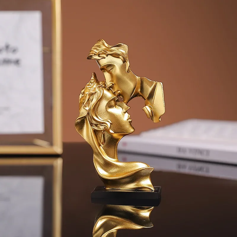 Mini estatua de amantes de la resina, modelo de postura besándose, escultura artesanal, adorno, decoración del hogar, decoración de gabinete de vino de escritorio