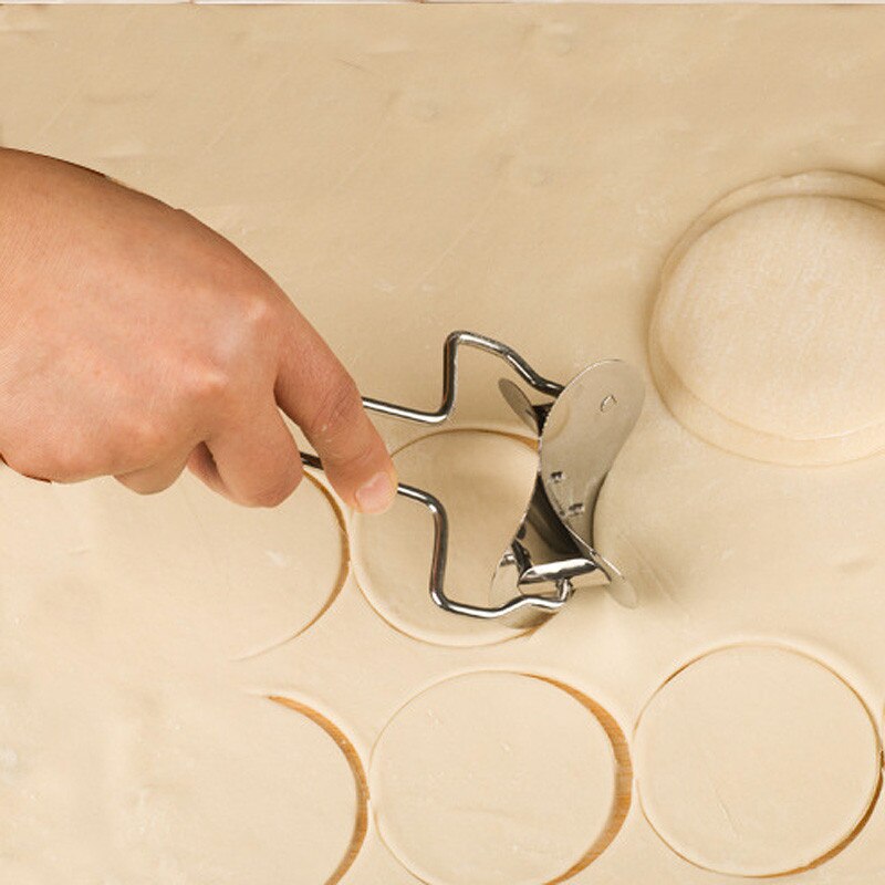 7cm Fondant DIY knoedel huid Gereedschap Rvs Spatel Cookie Ronde Rolling Cutting Blade Deeg Cirkel Cutter1D26