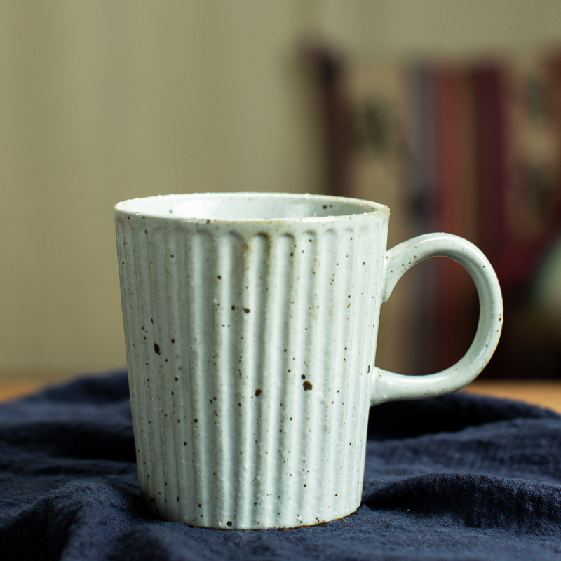 Tasse à café en céramique japonaise, faite à la main, rétro européen, verte, blanche, littéraire, Simple, de , ensemble de tasses Vintage en poterie: Mug 1