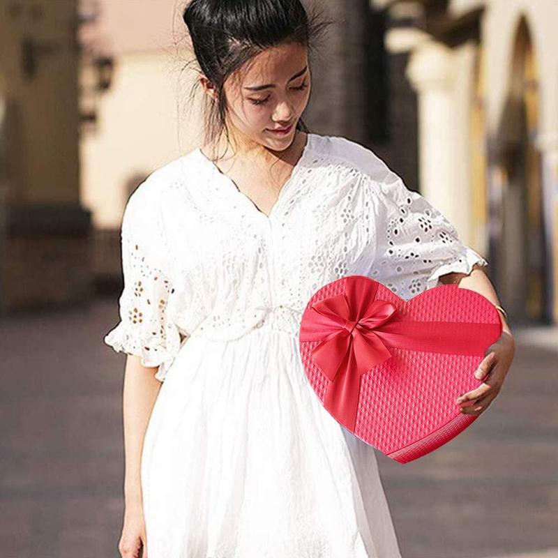 Red Heart Shaped Florist Hat Box Candy Boxes Set Valentine's Day Box Packaging Boxes Flowers Living Vase