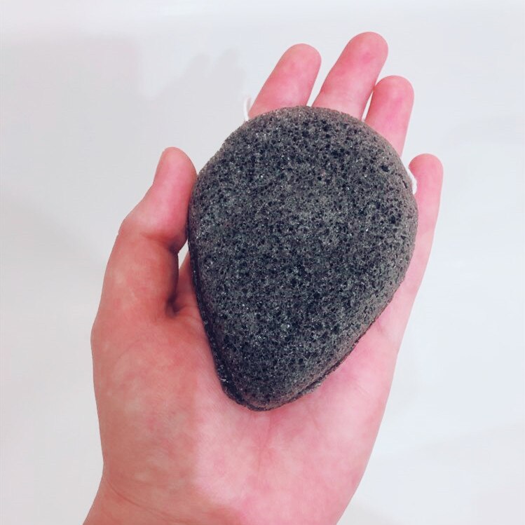 Natural Konjac Sponge Cosmetic Puff Face Wash Flutter Cleaning Sponge Water Shaped Puff Facial Cleanser Tools 1pcs: Black