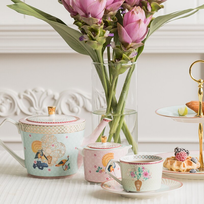 Luxury Tea Coffee Cup and Saucer Set Tea Porcelain Tea Coffee Cup Set Ceramic Espresso Tazza Home Drinkware AB50SX