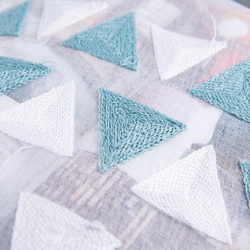 Rideau demi-niveau avec Triangles bleus brodés, rideau court pour cuisine, salle de bain, salon, bon