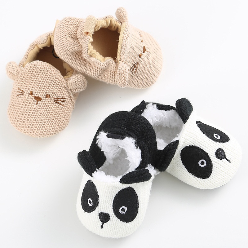 Chaussons bébé garçon fille tricotés chaussures de berceau mignon panda dessin animé antidérapant pré-marche chaussons bébé premiers pas