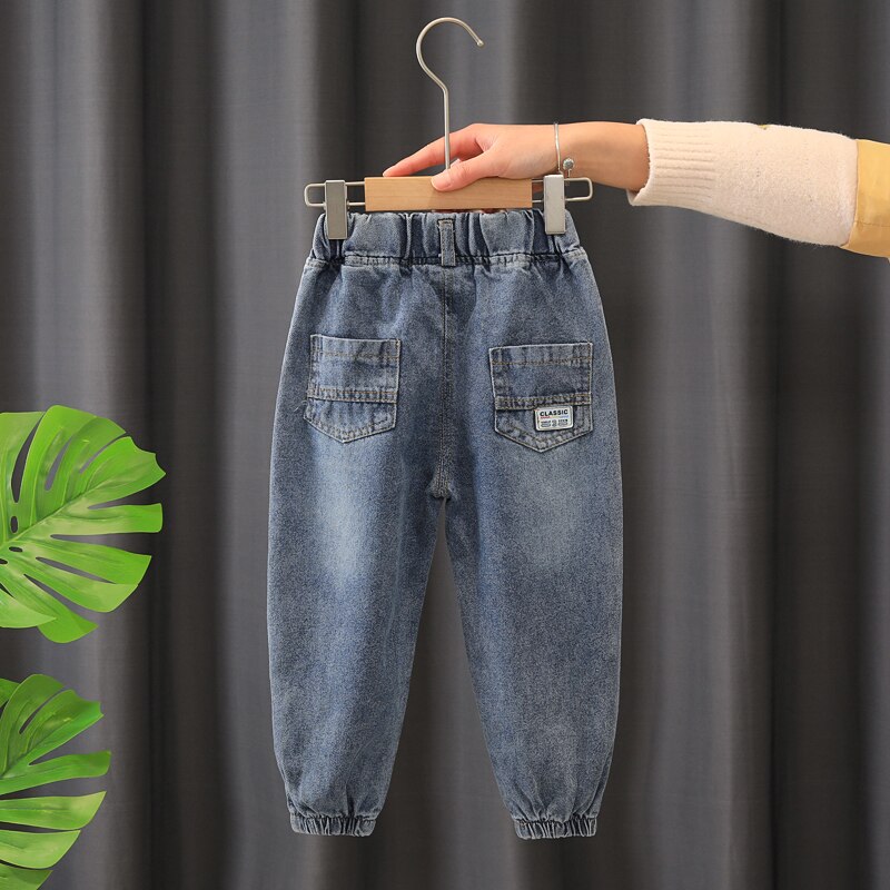 Jeans per bambini primavera autunno 2021 nuovi pantaloni in Denim per bambini pantaloni ragazzi pantaloni sabbiati Jeans Casual per ragazze 2-6 anni