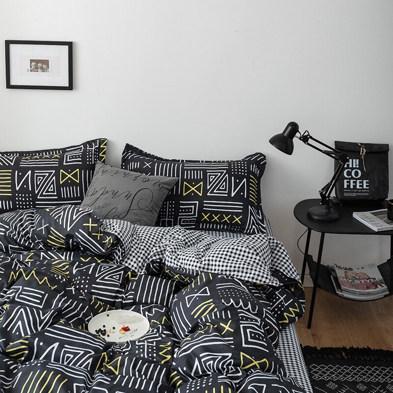Black digital geometric pattern Duvet Cover 220x240 Pillowcase 3Pcs,Black and white grid Bedding Set,200x230/175x200 Quilt Cover