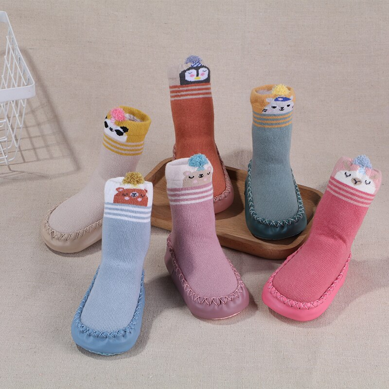 Antiskli sokker til babygutt småbarn tøfler babysokk sko babysokker med gummisåler frotté tykke gulvsokker morsomt dyr