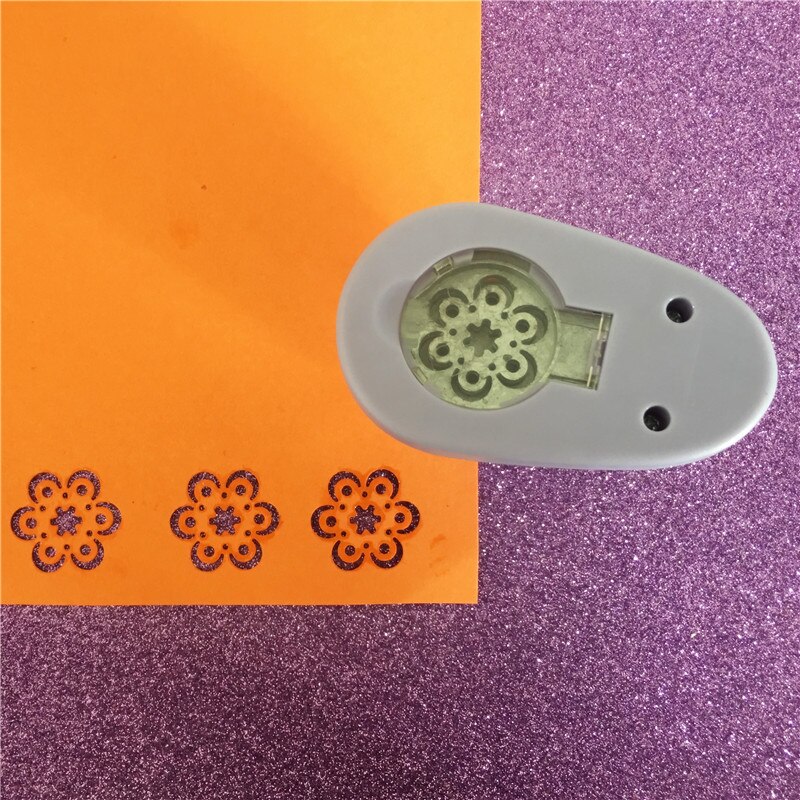1''/2.5cm Hollow Petal punch diy craft hole puncher for scrapbooking punch Kids scrapbook paper cutter flower Embossing sharper