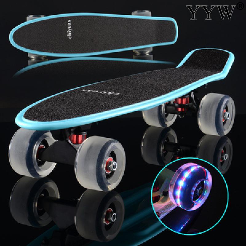 Clignotant planche à roulettes simple Kicktail Penny Mini Cruiser Rocker 4 roues adolescent adulte trottoir patinage rue filles planche à roulettes
