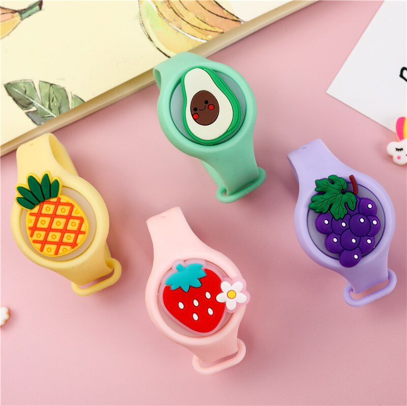 Zomer Kraam Kinderen Fruit Horloges Cartoon Avocado Flash Muggen Armband Outdoor Anti-Mug Nuttig Product