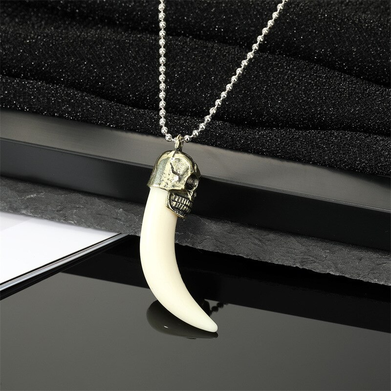 Colliers en métal Punk lune pour hommes, collier en dents de loup pour Couple, pendentif en dents de chien de personnalité Vintage, bijoux: 5