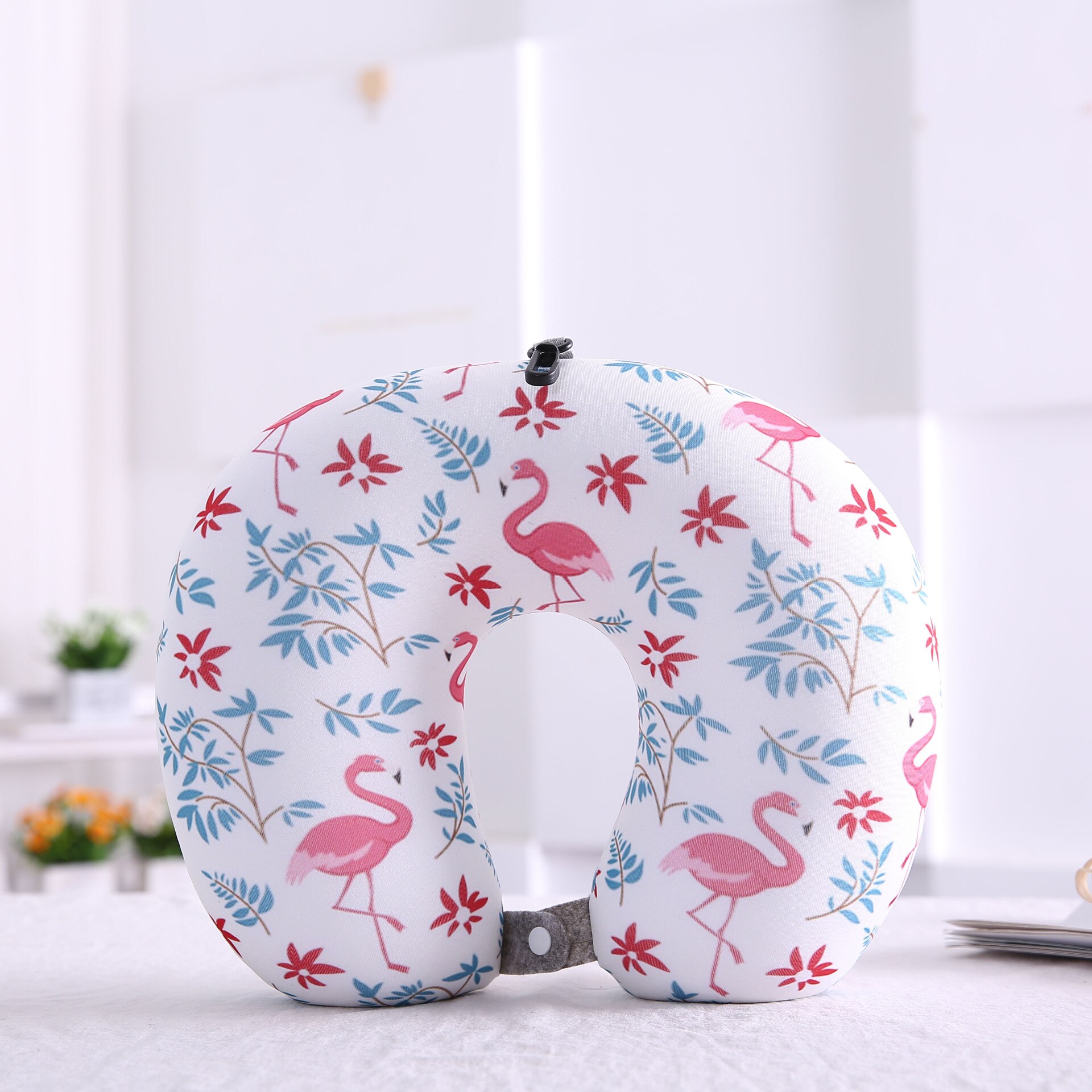 Flamingo U Shaped Travel Pillow Particles Neck Pillow Animal Printing Car Headres Super Soft Comfortable Pilow 32*32CM 1Pcs: COLOR 1
