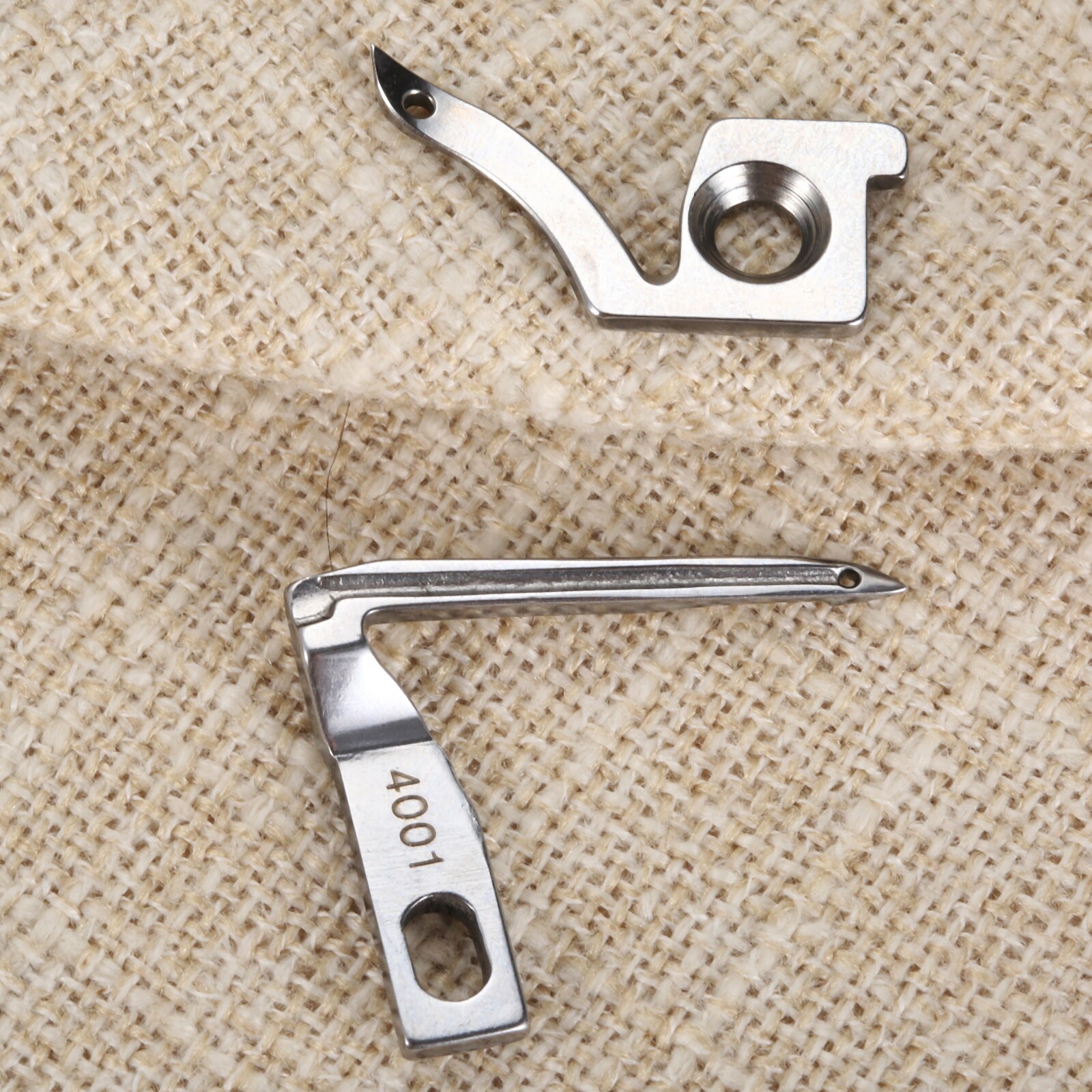 1pc/2pcs Upper/Lower Looper Sewing Machine X77781-001 X77781001 Parts fit for Brother Serger 1034D 3034D 925D Husqvarna Viking