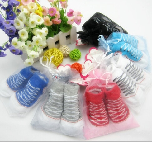 Infant Kleinkind Baby Jungen Mädchen Socken, Die Aussehen Wie Schuhe Anti-slip Baumwolle Innen Socke 0-6months Frieden Socken Schwarz weiß blau Rot