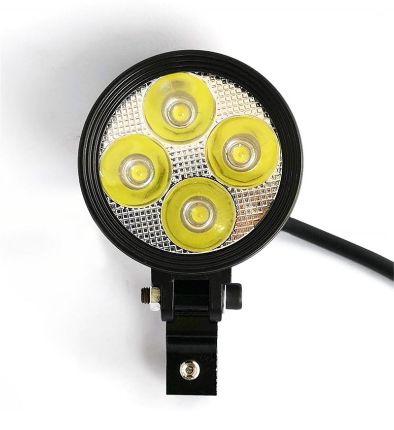 1pc de Travail 30W Moto 4 LED Spot Phare Lampe de Conduite de Brouillard Automatique De Lumières De Moto Feux de Brouillard 6000K Lumière Led Bar