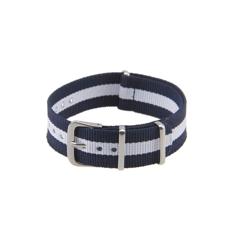 Alkuperäinen ylellinen kellon ranneke 18mm 20mm 22mm nylonkankaasta valmistettu solki hihna rannekellorannekellon tarvikkeet: Valkoinen / 22mm