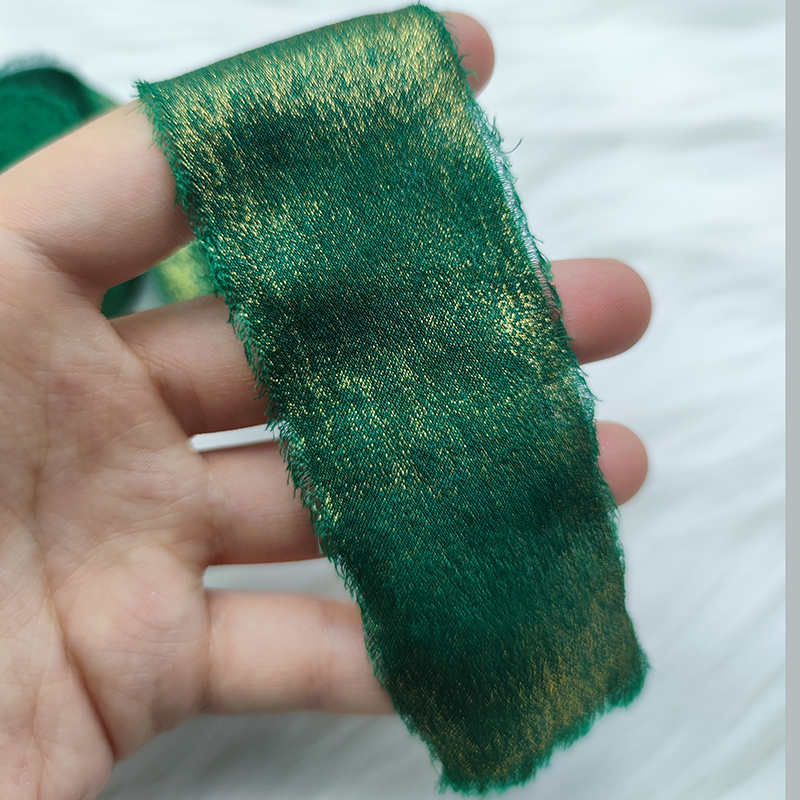 Cinta de seda de gasa brillante con ramo de borde crudo rasgado a mano, embalaje de nupcial, decoración de envoltura de ramo de flores de boda
