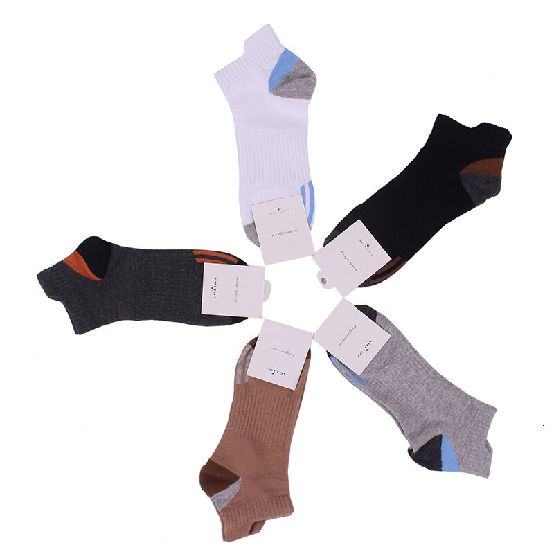 Männer Baumwolle Sport Socken Absorbieren Schweiß Deodorant Athletisch Basketball Laufen Socken draussen Klettern Radfahren Socken Grau