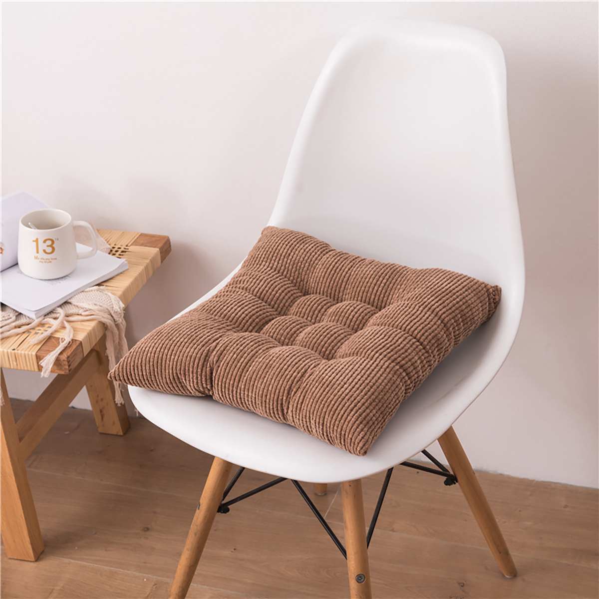 Puter til stoler gulv setepute tykkere tatami spisestuestolputer ensfarget hjemmedekorative sittesofa puter 45cm: Brun