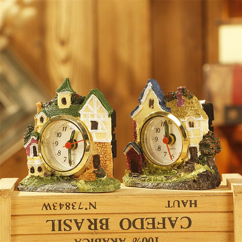 1PC European Style Castle Shape Alarm Clock Bedside Waking up Alarm Clock Crafts Small Bedside Clock (Random style)