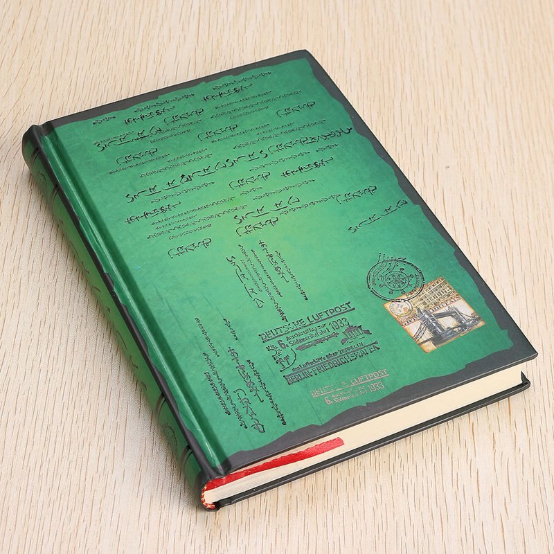 Klasyczny klasyczny, notatnik, pusty, pamiętnik pisarz dziennik podróży papieru w twardej oprawie: zielony