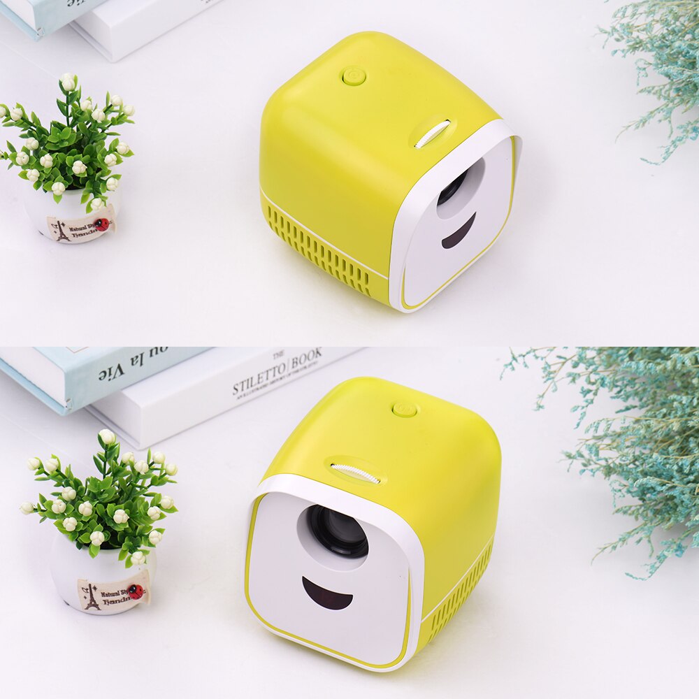 Mini LED Video Children Projector Home FamilyTheater Movie Projector 480*320 Native Resolution 50000 Hours with Remote Control