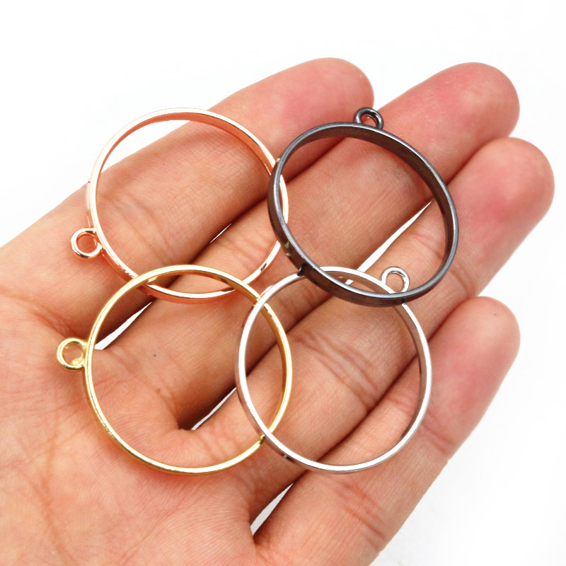 10 unidades, bandeja colgante de resina epoxi con marco metálico de aleación de Zinc hueco redondo de 34x29,5mm para accesorios de fabricación de joyas DIY