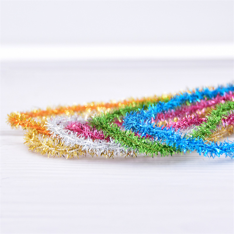 Acquista Online Ghirlanda Natalizia con glitter argento e luci led bianco caldo