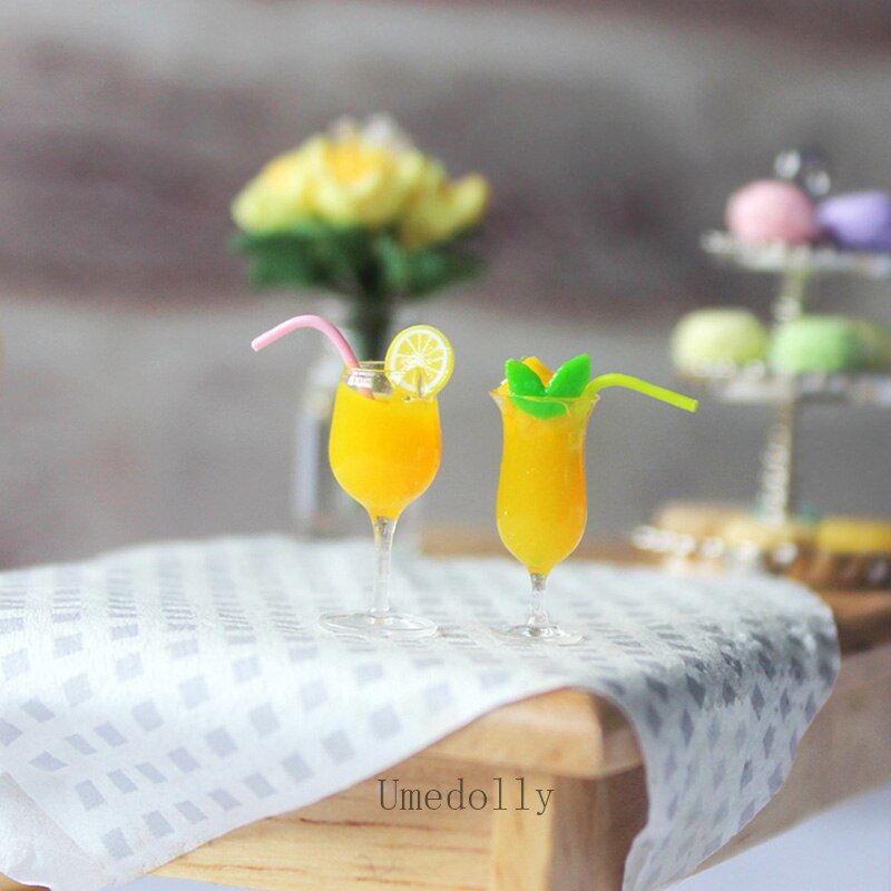 1PCS Mini Simulation Mango Smoothie Cup Orange Juice Model for Miniature Dollhouse OB11 Kitchen Restaurant Accessories