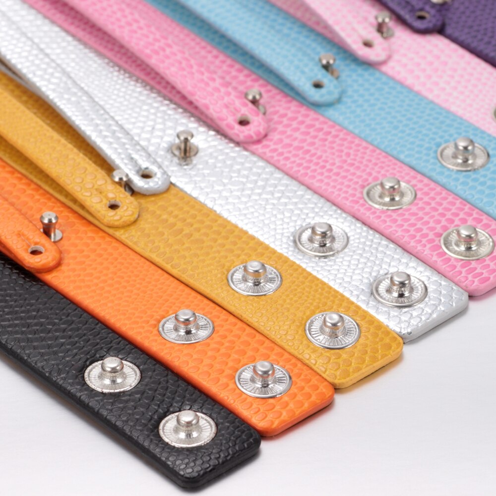 Commercio All'ingrosso caldo 15 Colori di Alta Qualità Braccialetto di Cuoio e Braccialetti FAI DA TE Gioielli Scatto fit 18mm Con Bottone A Pressione SZ0370l