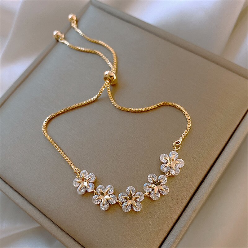 Mode Aaa Zirconia Bloemblaadje Armband Vrouw Exquisite Luxe Manchet Armband Sieraden Verjaardag Cadeau Voor Meisjes