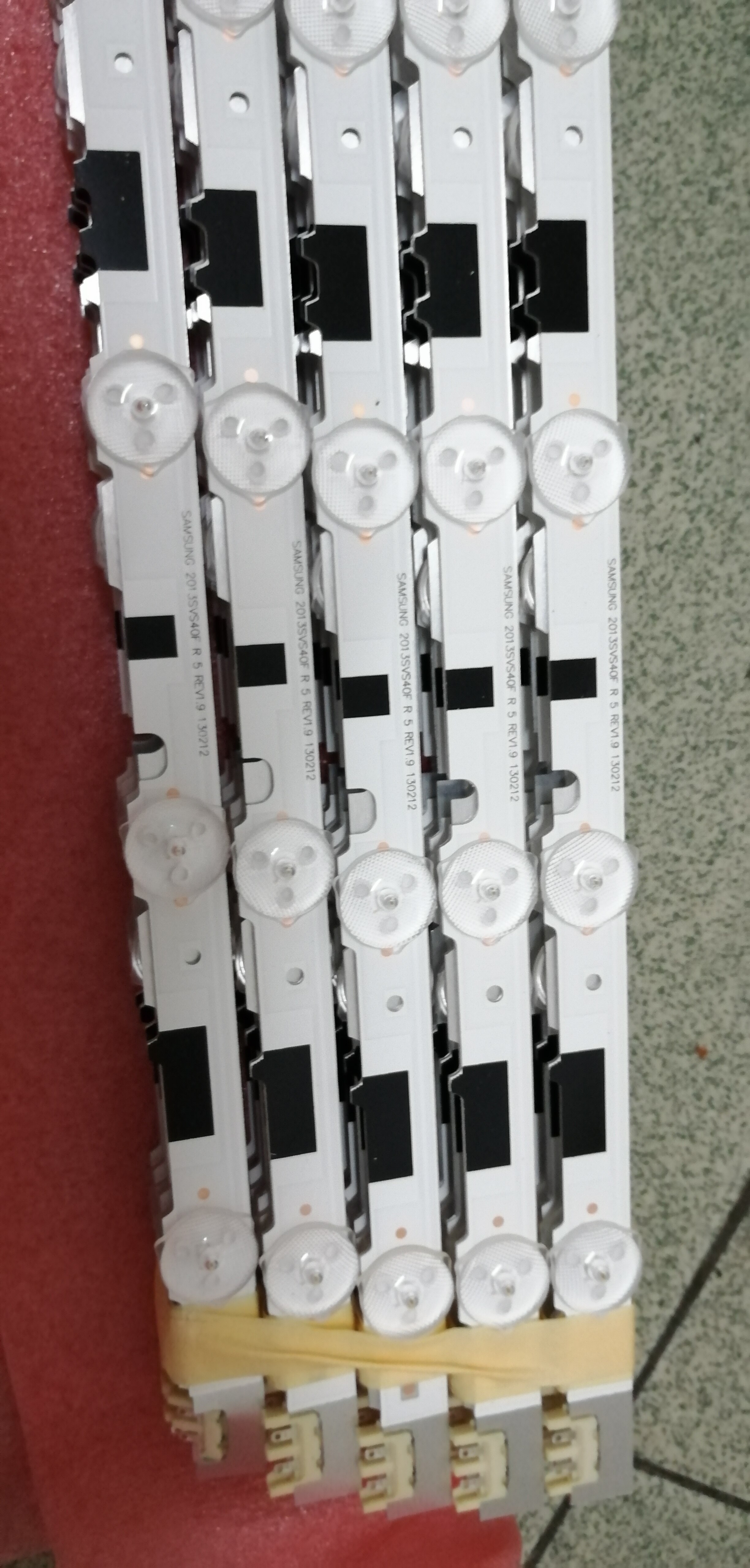 14 stk originale led -strip kredsløb  d2ge-400 sca -r3 d2ge-400 scb -r3 til  ua40 f 5000 arxxr 2013 svs 40f l8/r5