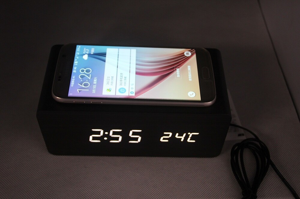 Moderne Houten Hout Digitale Led Desk Wekker Thermometer Qi Draadloze Oplader Bureau Tafel Klokken: Black