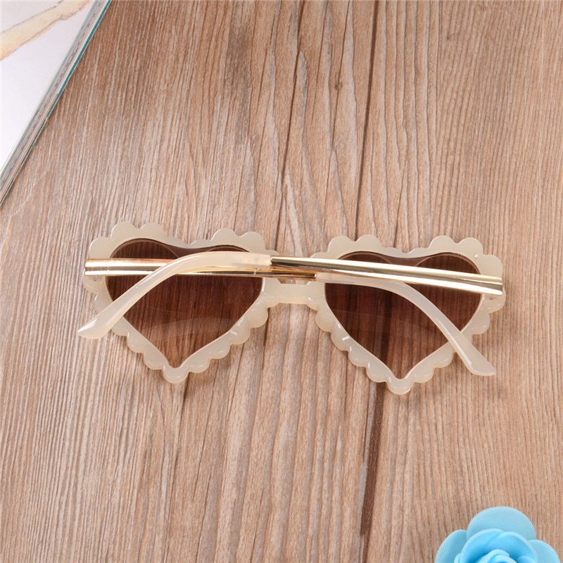 Kids Hoofddeksels Peuter Hartvormige Zonnebril Leuke Mode Uv-bescherming Zon Glas Voor Childrens Jongens Meisjes Strand