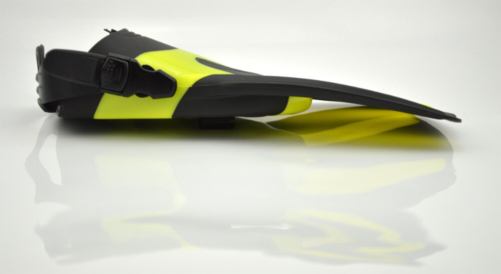 Swimming Fins Snorkeling Foot Flipper Diving Fins Swimming Equipment Scuba Diving Swimming Shoes Flippers for Kids Swim Fins