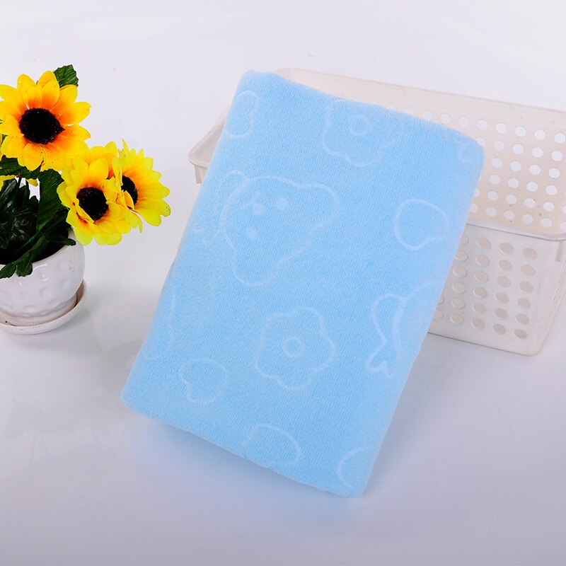 70*140 microvezel badhanddoeken met beerreliëf, strandhanddoek, schattig, comfortabel, zacht en absorberend badhanddoek: Wathet