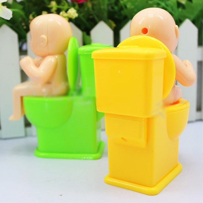 Funny Joke Water Spray Toilet Toy Tricky Toilet Seat Person Strange April Fool's Day Spoof Vent Toy Random Color 1PC