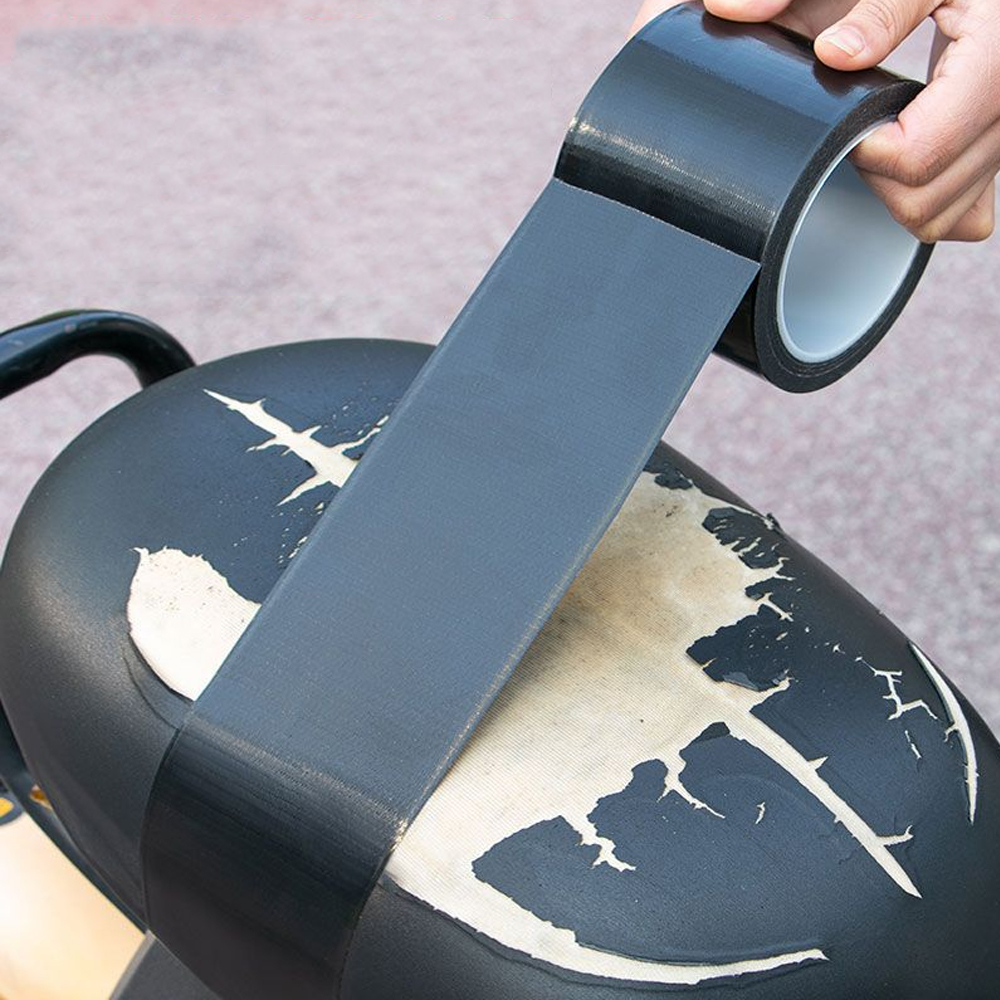Zelfklevende reparatietape voor leer, geschikt voor banken, autostoelen, handtassen, jassen, meubels, schoenen, ehbo-pleisters, leren reparatiepleisters, doe-het-zelfprojecten, zwart.