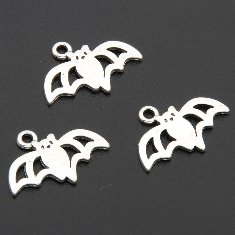 30 pçs cor de prata voando morcego vampiro halloween encantos pingente fazendo diy jóias artesanais encontrando a2716 a2716