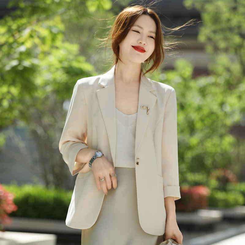 Lente En Zomer Nieuw Casual Klein Pak Voor Dames Trendy Westerse Stijl Driekwart Mouw Gesp Jas Dun En Comfortabele Top: L / Champagne