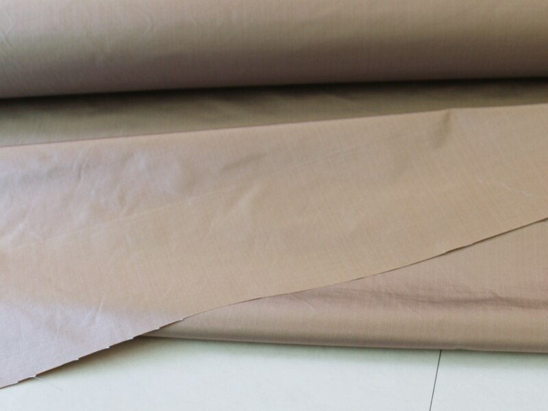 50cm*140cm khaki silke trenchcoat materiale silke garn farvet taft stof foring