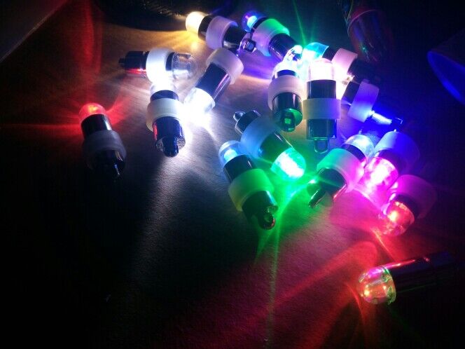 100 pièces/lot Submersible LED Mini lumière pour Aquarium batterie LED lampe lumière bleue led lumière dans ballon fête lumière