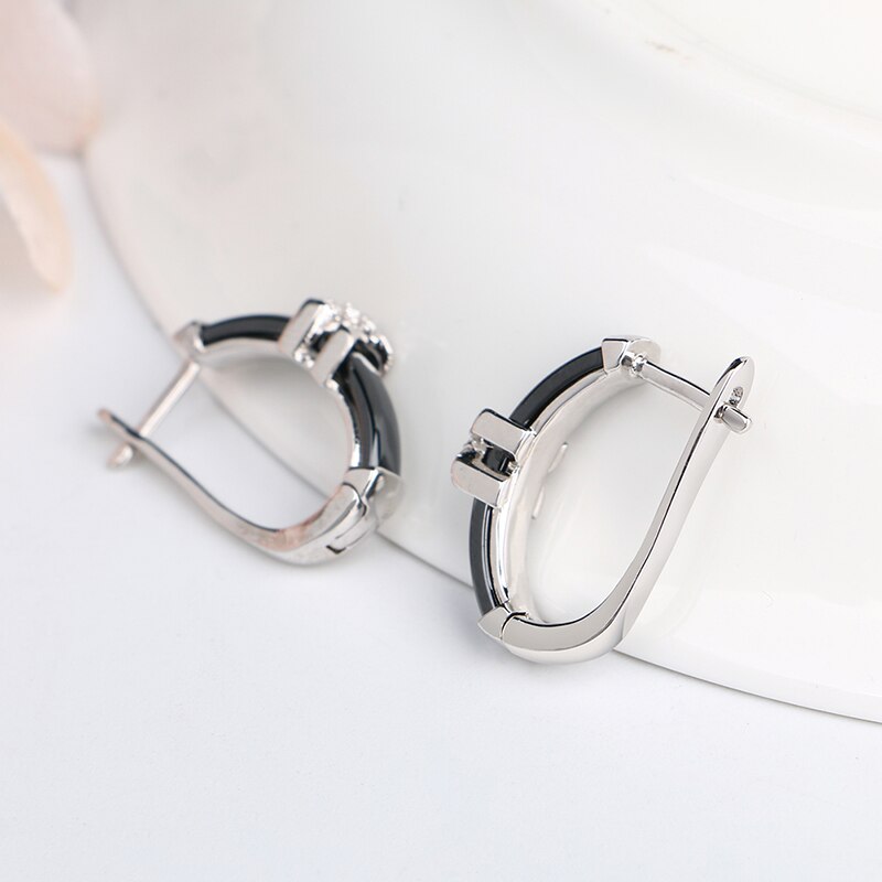 Klassische Schwarz Keramik Ohrringe 2 teile/satz Für Frauen Schmuck X Kreuz Kristall Nie Verblassen Keramik Material oben