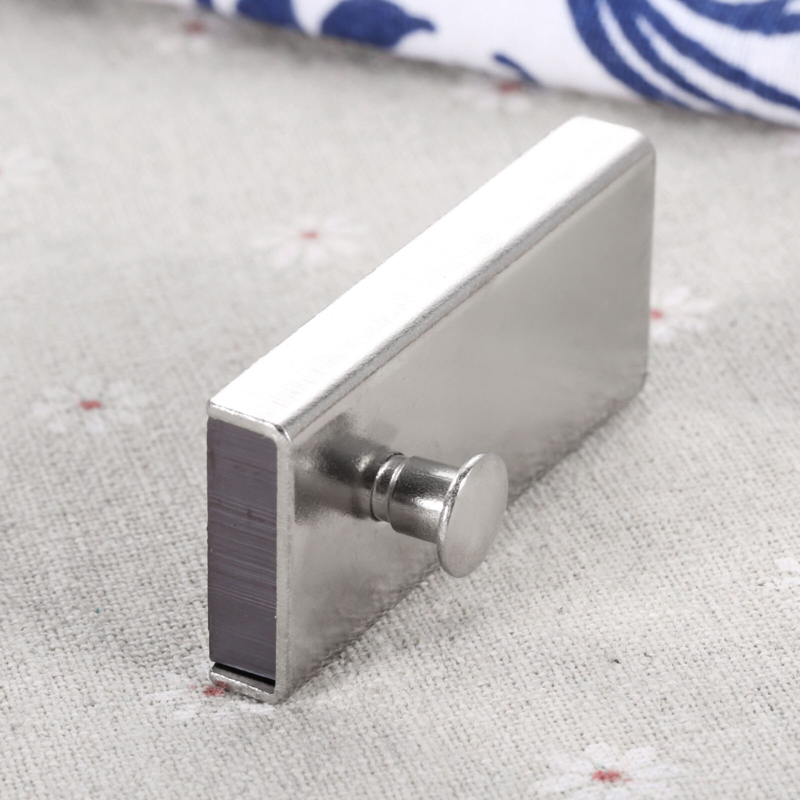 1pc magneettinen saumanohjain työkalu metallimagneetti litteä autoompelu paikannusmittari paininjalka teollisuusompelukone  mg1 53*24mm