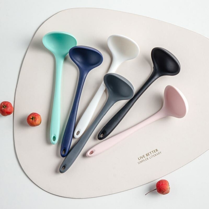 Silicone Ladle Soup Spoon Non-stick Curved Handle Unbreakable Big Round Scoop for Dinner Kitchen Dining Tool Tableware